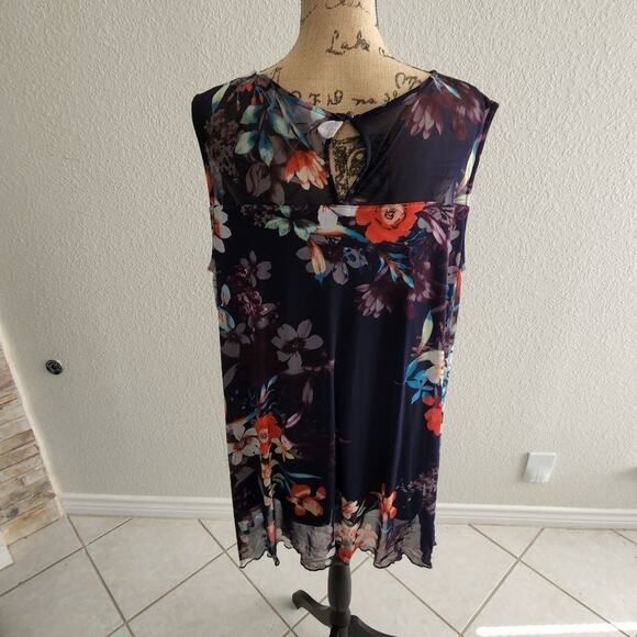 AVENUE floral cottage fly away blouse plus‎ size 22/24 - Picture 6 of 8